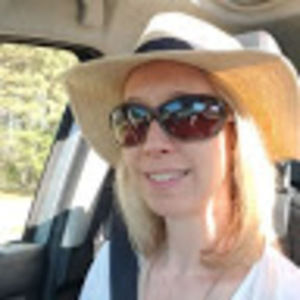 Meet your Posher, Elisa